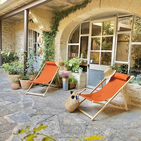 Bed and Breakfast La Dame Jeanne Fontanes  Exteriér fotografie